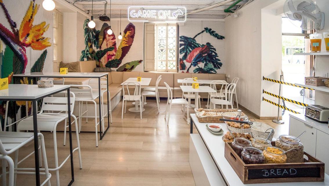 River Hostel Valencia Bagian luar foto