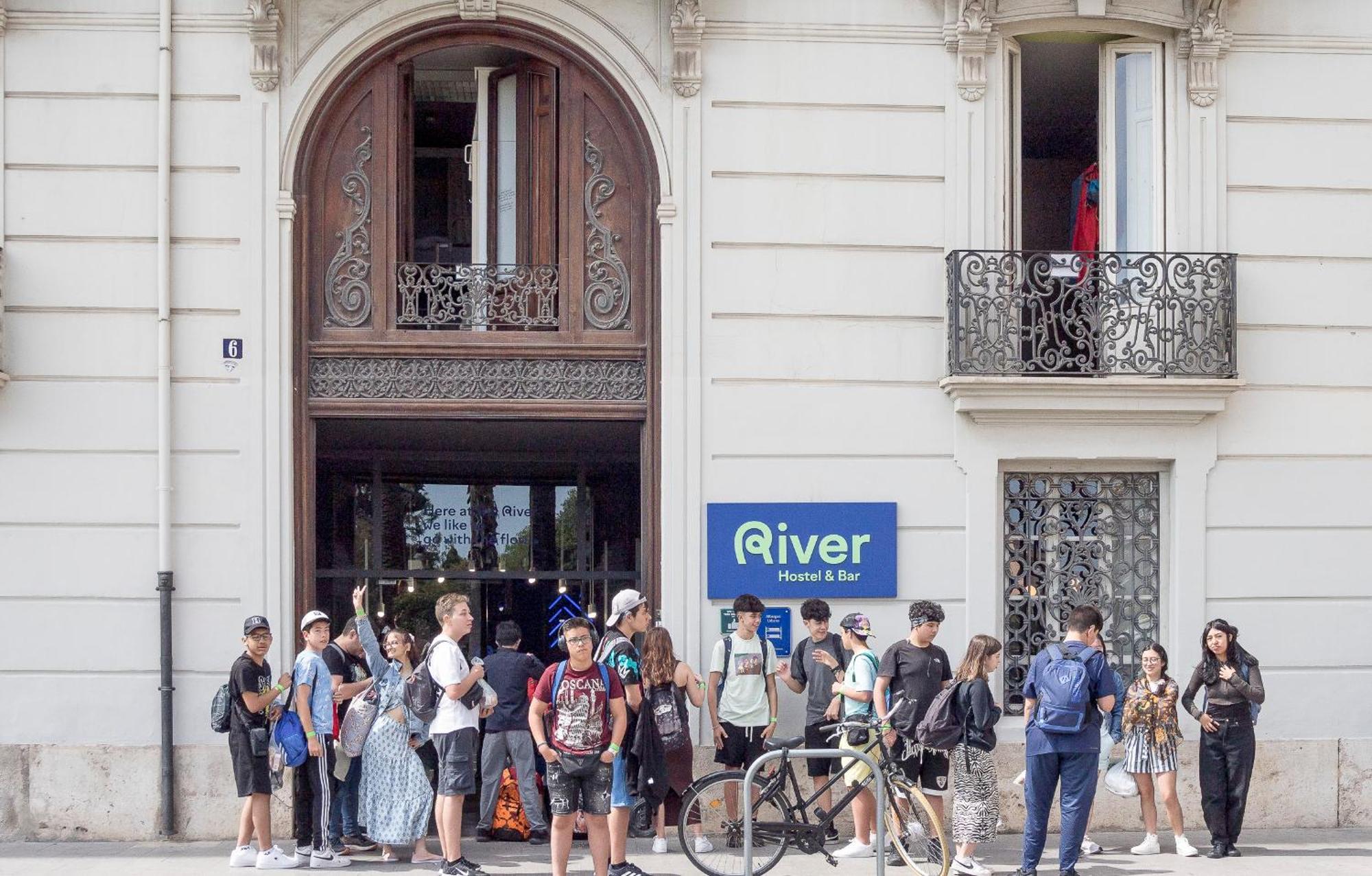 River Hostel Valencia Bagian luar foto