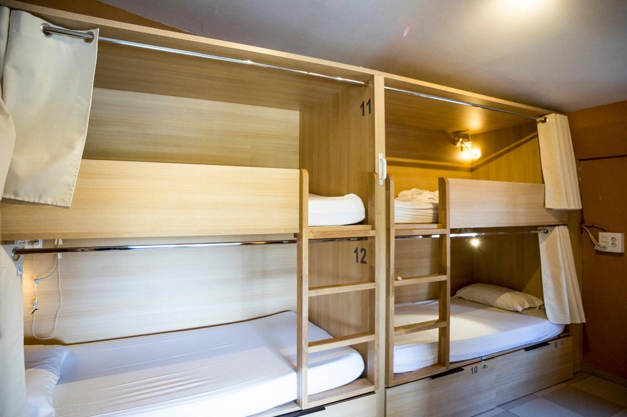 River Hostel Valencia Bagian luar foto