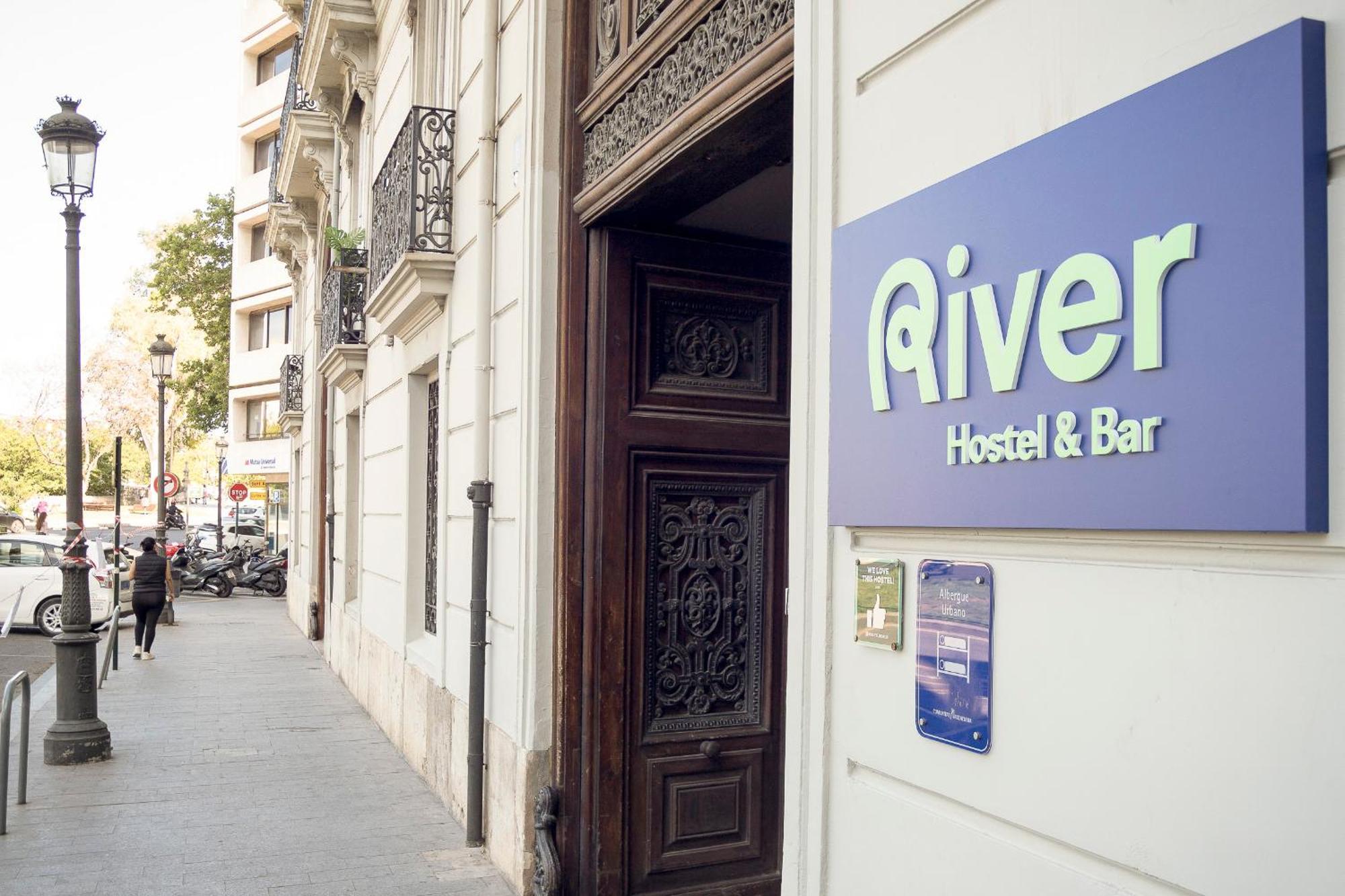 River Hostel Valencia Bagian luar foto