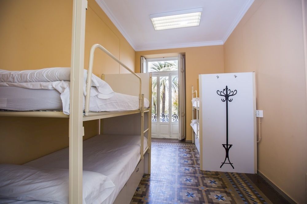 River Hostel Valencia Bagian luar foto